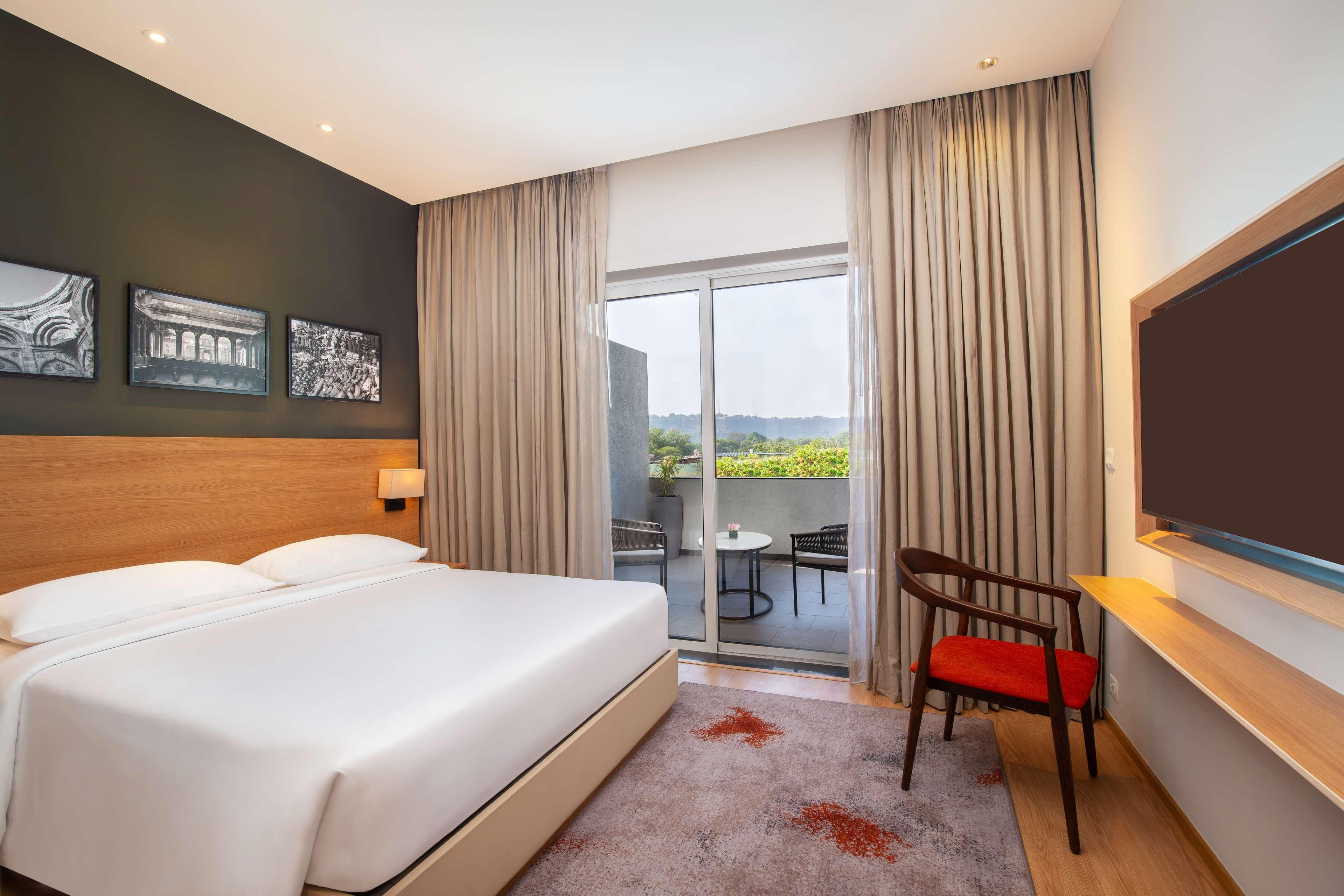 Park Inn By Radisson グワーリヤル エクステリア 写真